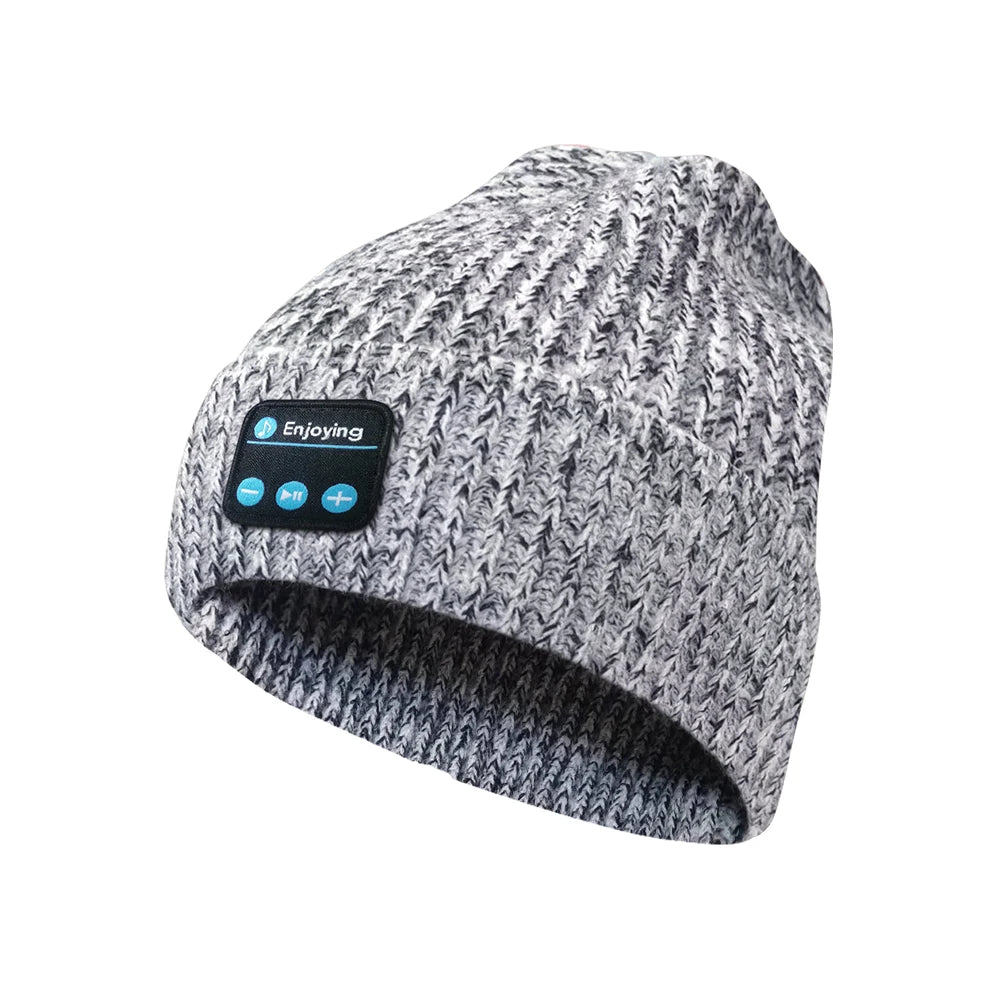 Unisex Winter Bluetooth Hat / Warm Knitted Beanie with Wireless Headphones